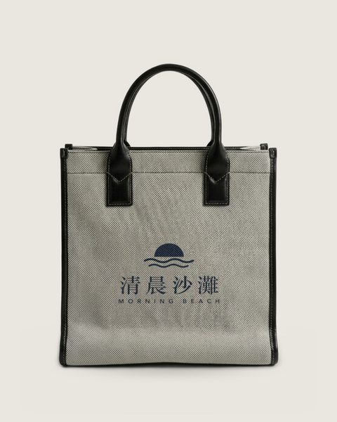 皮革滾邊托特包：放上清晨沙灘 Logo 的設計